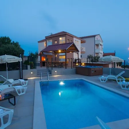 Villa Honey Seget Vranjica