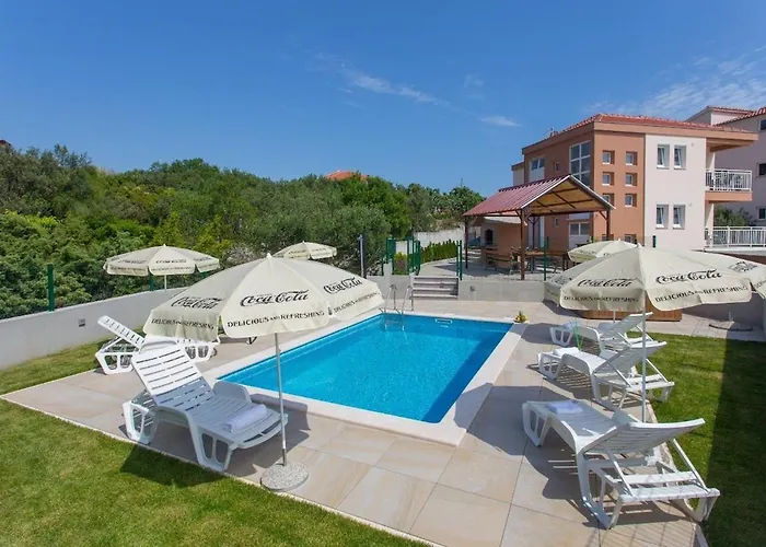 Honey Seget Vranjica